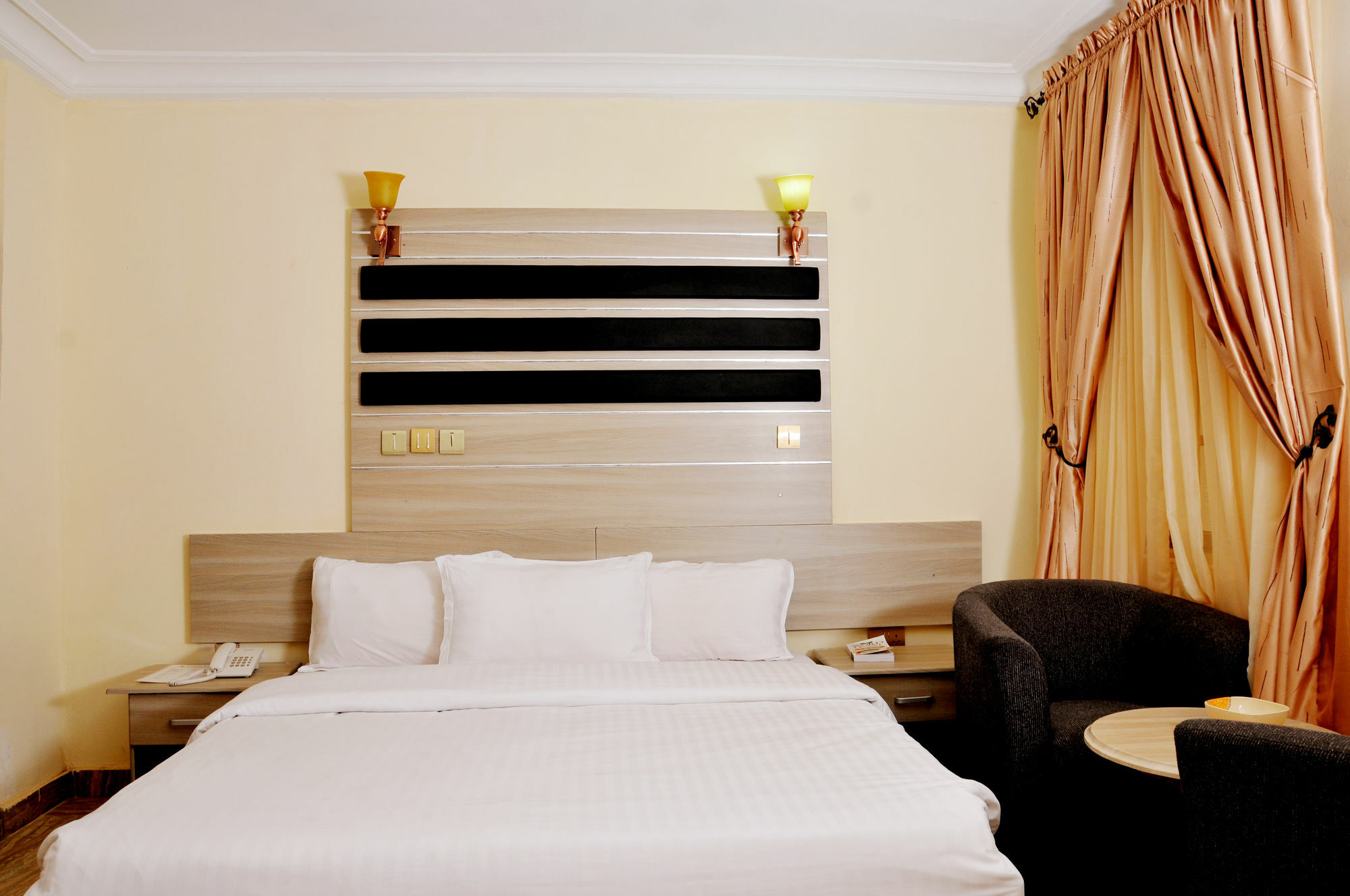 Hotel De Bently Abuja Extérieur photo